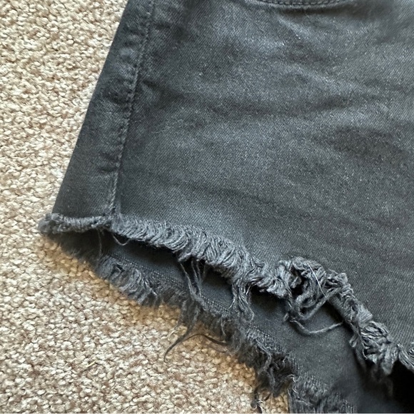 Blank NYC Black Denim Jean Shorts Frayed Hem Women’s Size 25 Grunge Summer - Picture 7 of 16